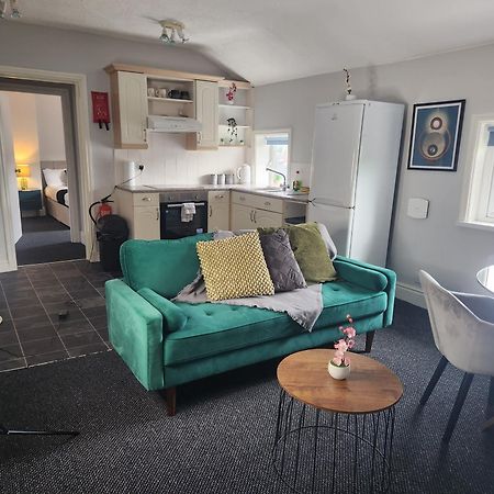 Cottage Style 2 Bedroom Apt In City, Near Utilita Arena & Free Parking Birmingham Dış mekan fotoğraf