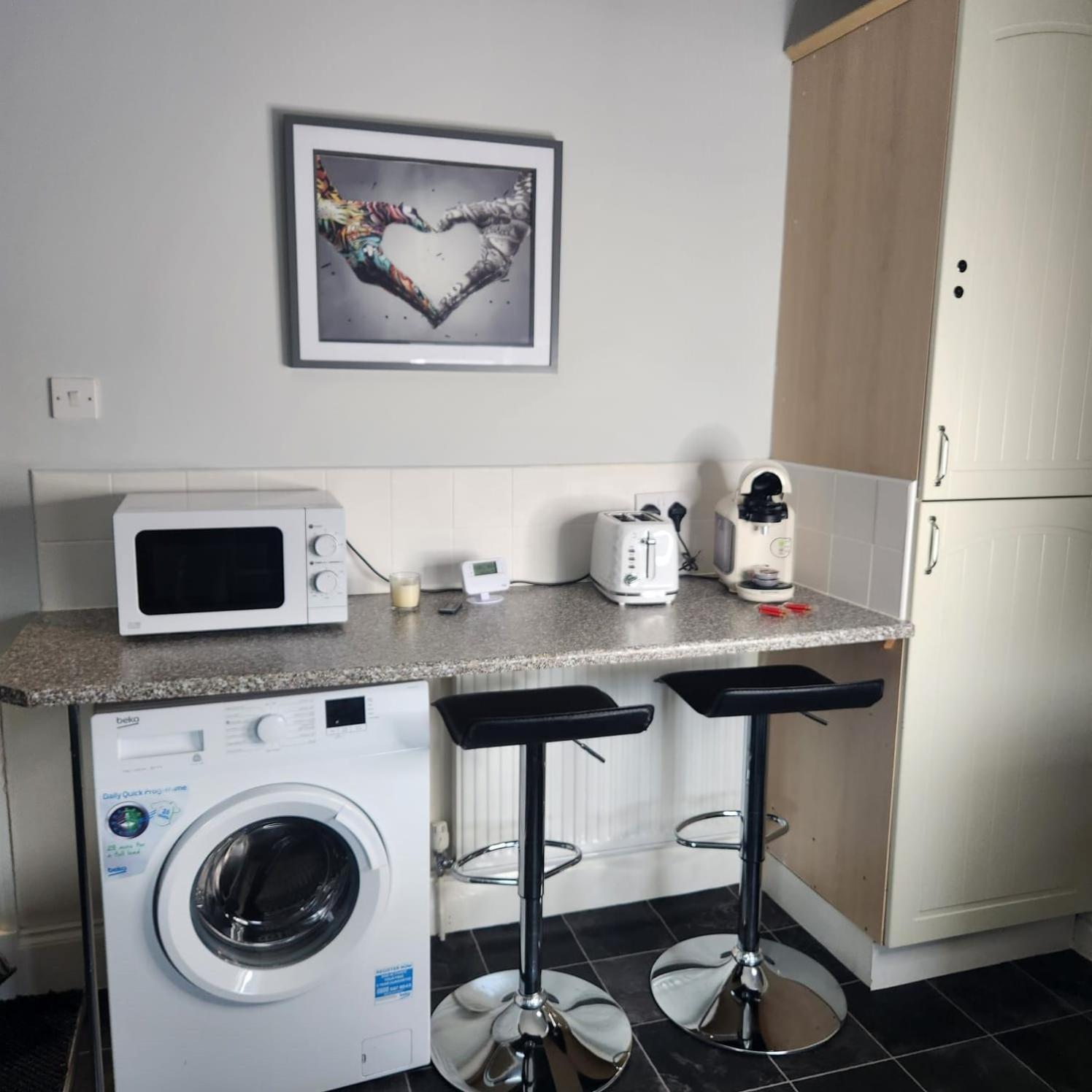 Cottage Style 2 Bedroom Apt In City, Near Utilita Arena & Free Parking Birmingham Dış mekan fotoğraf