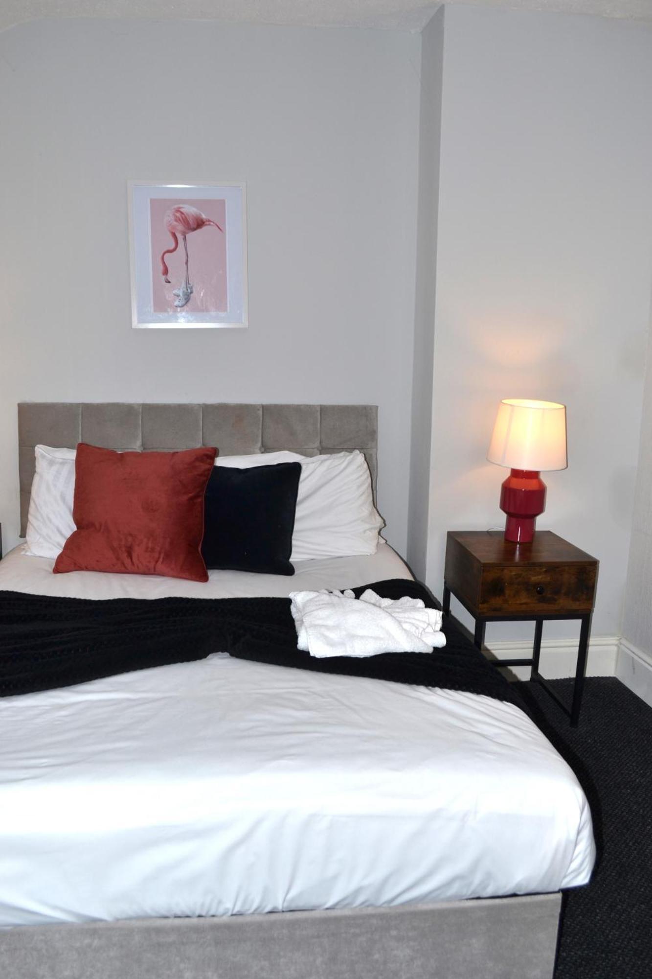 Cottage Style 2 Bedroom Apt In City, Near Utilita Arena & Free Parking Birmingham Dış mekan fotoğraf